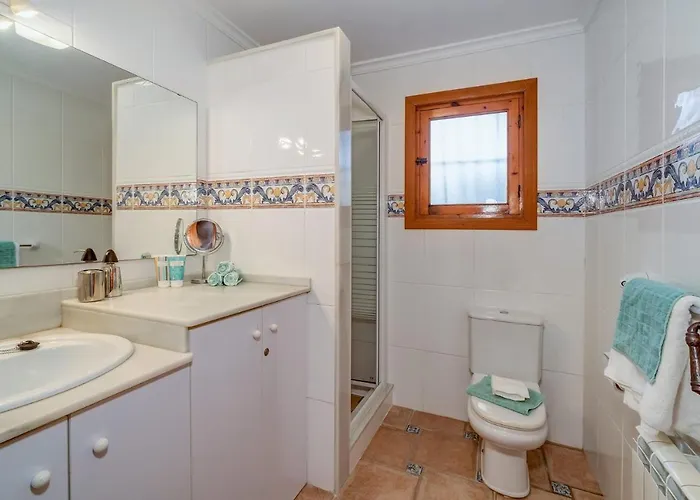 Moreno With Large Private Pool فيلة *
