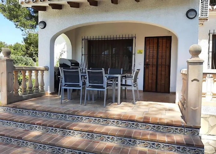 Moreno With Large Private Pool Jávea