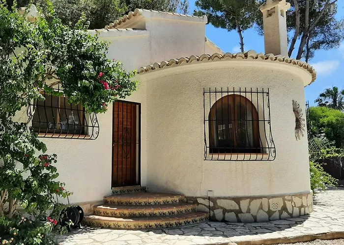 Vila Moreno With Large Private Pool Jávea